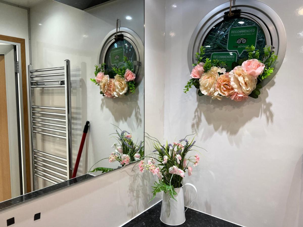 Berwick St James Stonehenge Campsite & Glamping酒店 外观 照片