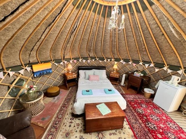 Berwick St James Stonehenge Campsite & Glamping酒店 外观 照片