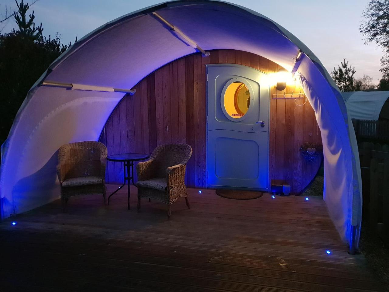 Berwick St James Stonehenge Campsite & Glamping酒店 外观 照片